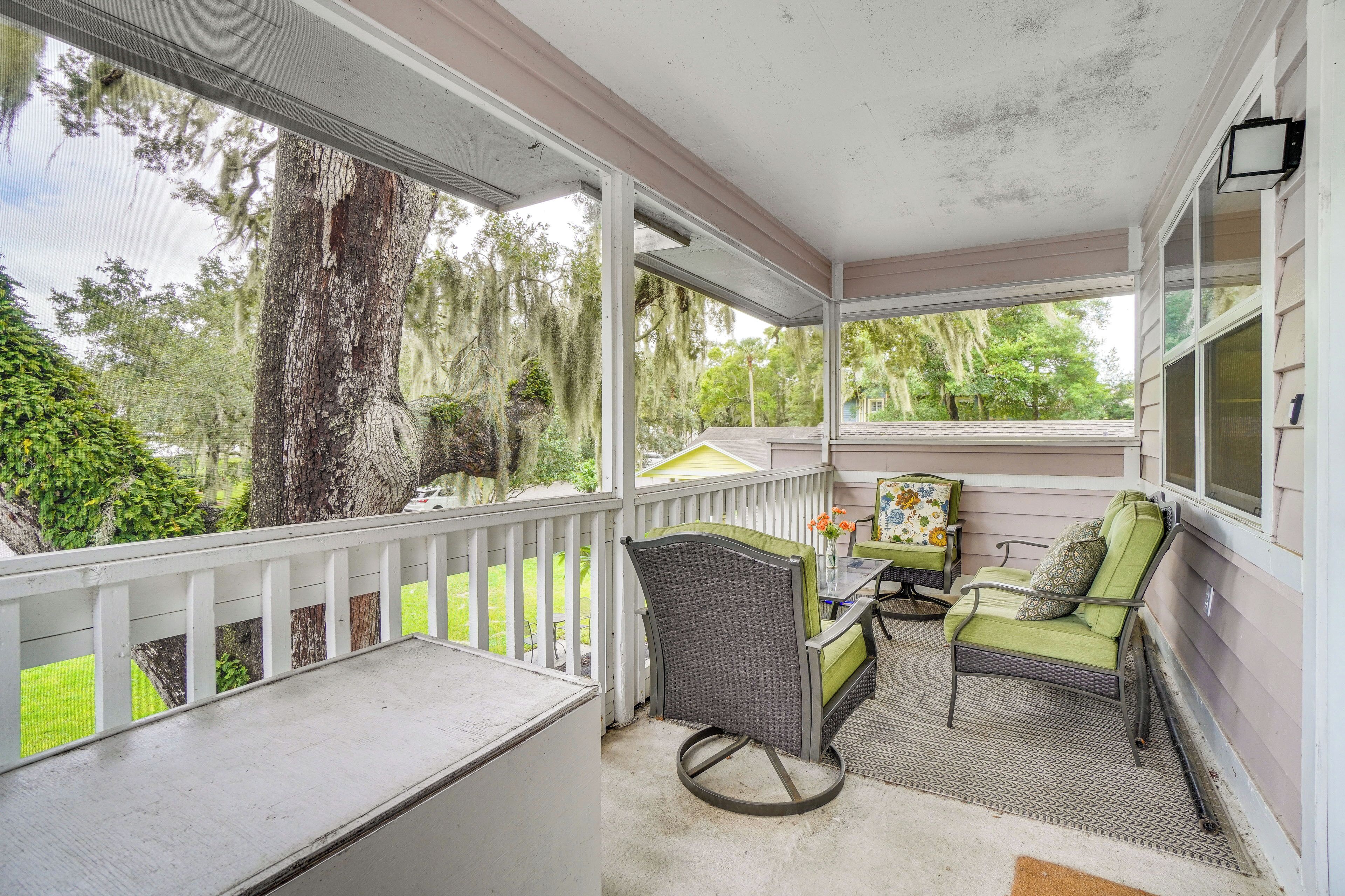 Charming Sanford Retreat, Half-Mi to Riverwalk!