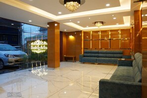 Àrea amb seients del vestíbul