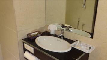 Shower, rainfall showerhead, towels, soap