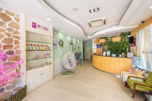 Lobby lounge - Express 8 Hotel (Shenzhen International Convention and Exhibition Center Shangnan Branch) (Shenzhen)