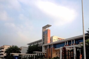 Unclassified image, 3 of 13, button - Meiyue Hotel (Shenzhen International Convention and Exhibition Center Shangnan Branch) (Shenzhen)