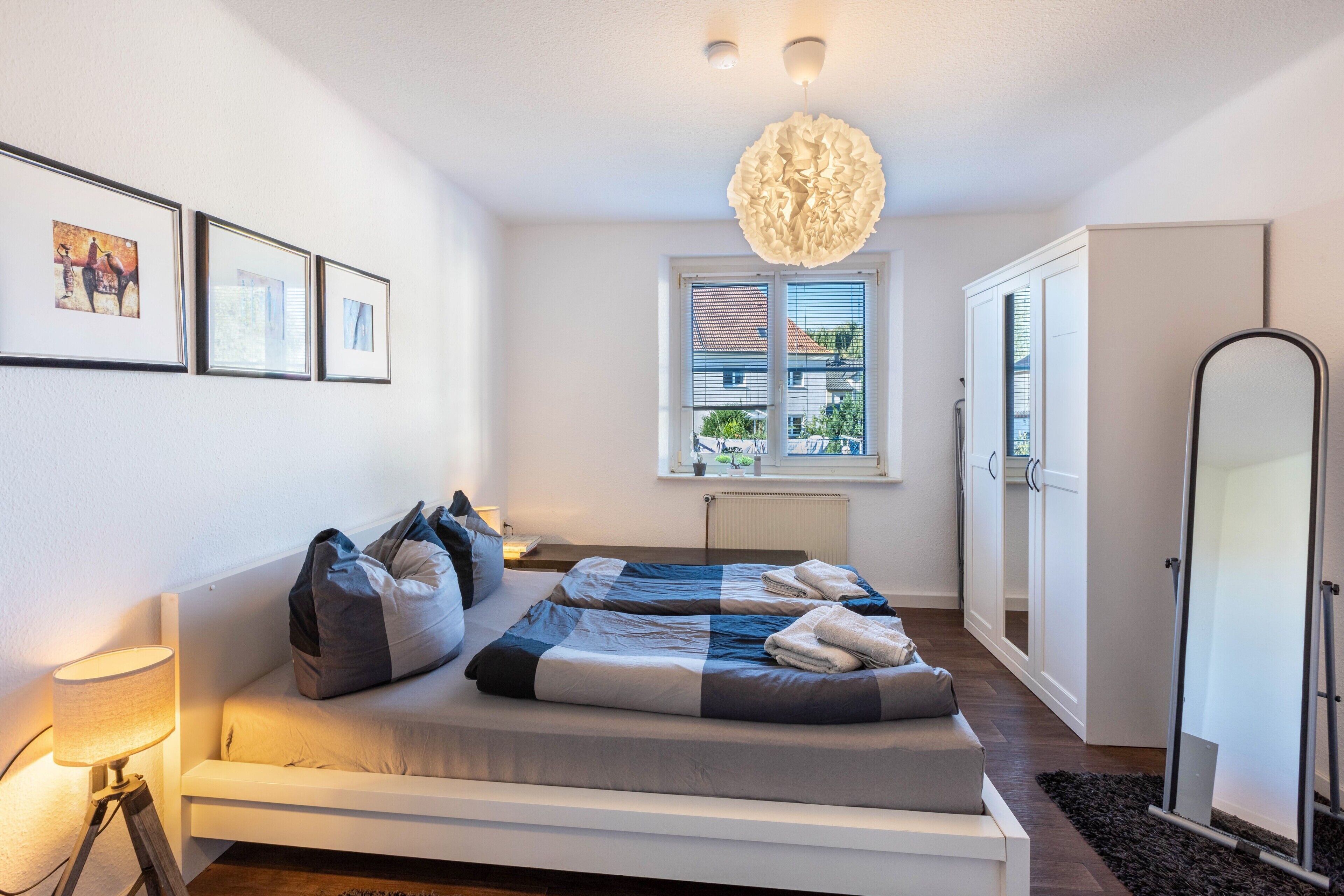 3 bedrooms, iron/ironing board, free WiFi, bed sheets