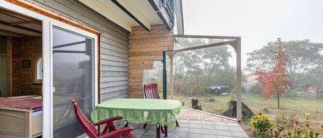 تناول الطعام بالخارج