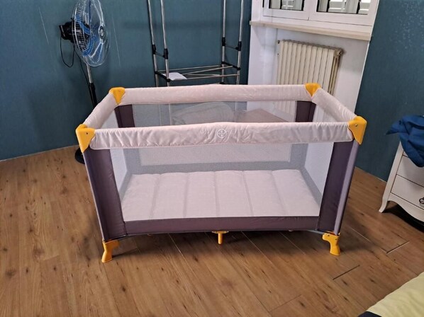 Villa, 6 soverom, røyk, balkong | 6 soverom