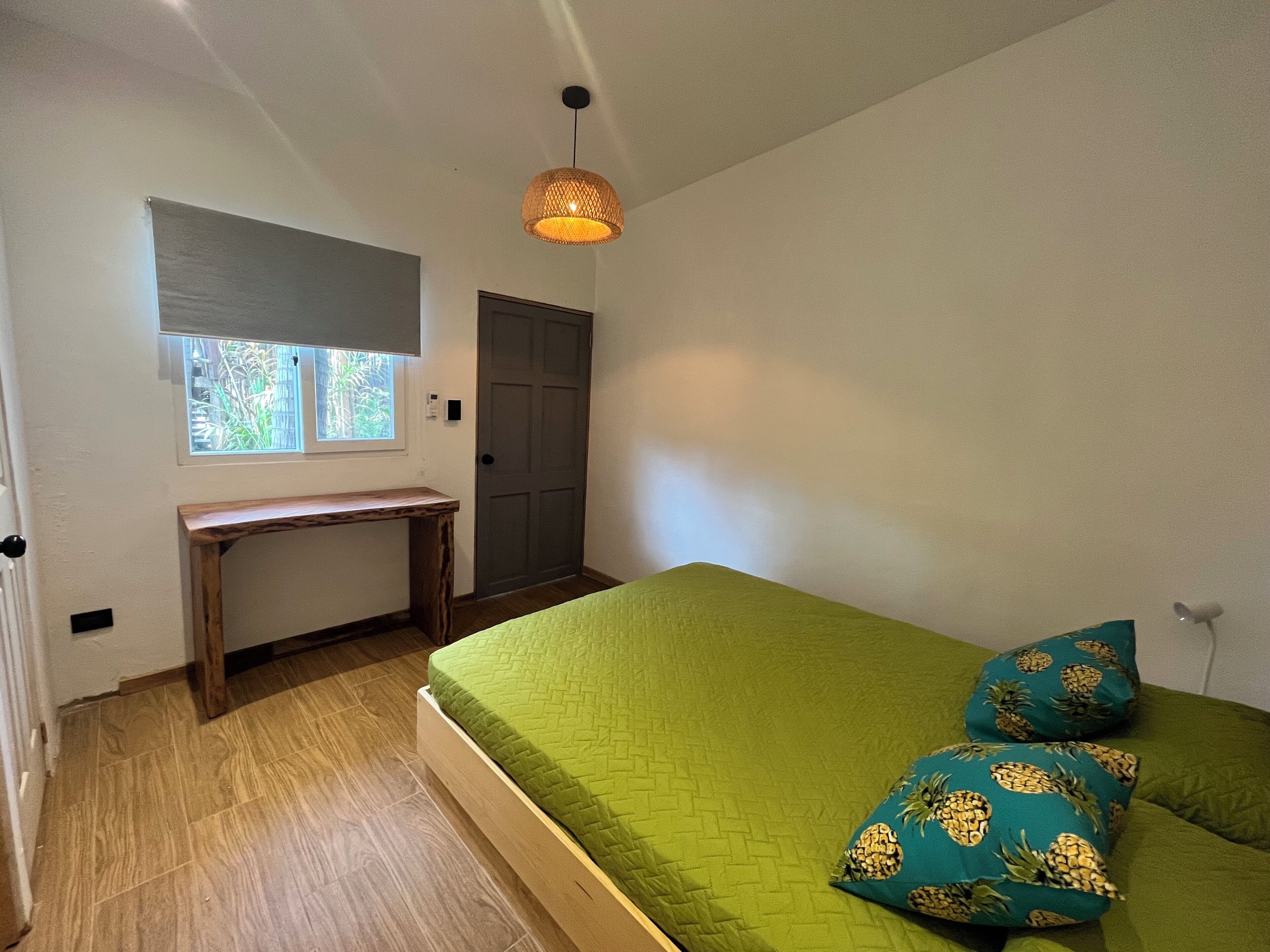 1 bedroom, desk, free WiFi, bed sheets