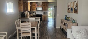 Modern Comfort in Downtown Victor