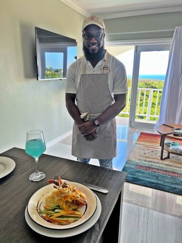 Charming Sea View Town House Chef Driver Optional