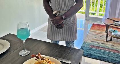 Charming Sea View Town House Chef Driver Optional