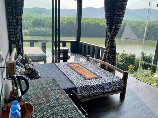 Comfort Bungalow, Hill View | In-room safe, desk, laptop workspace, free WiFi