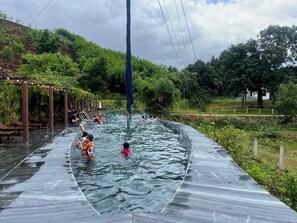 Outdoor pool - Nguyen Shack Retreat (Bo Trach)
