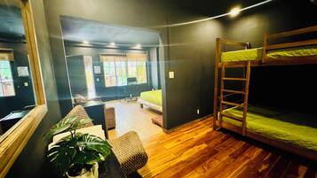 1 Schlafzimmer, Schreibtisch, kostenloses WLAN, Bettwäsche