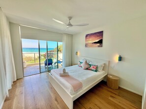 3 chambres, fer et planche à repasser, Wi-Fi gratuit, draps fournis