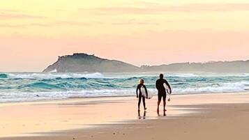 En la playa, toallas de playa