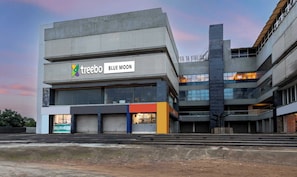 Exterior - Treebo Blue Moon (Gandhinagar)