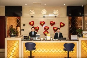 Interior - Royal Hotel (Zhongmu)