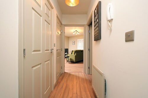 Stylish Flat With Sofa Bed in Malmesbury