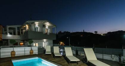 * * *Ammira Mare* *Maisonette near sea with pool