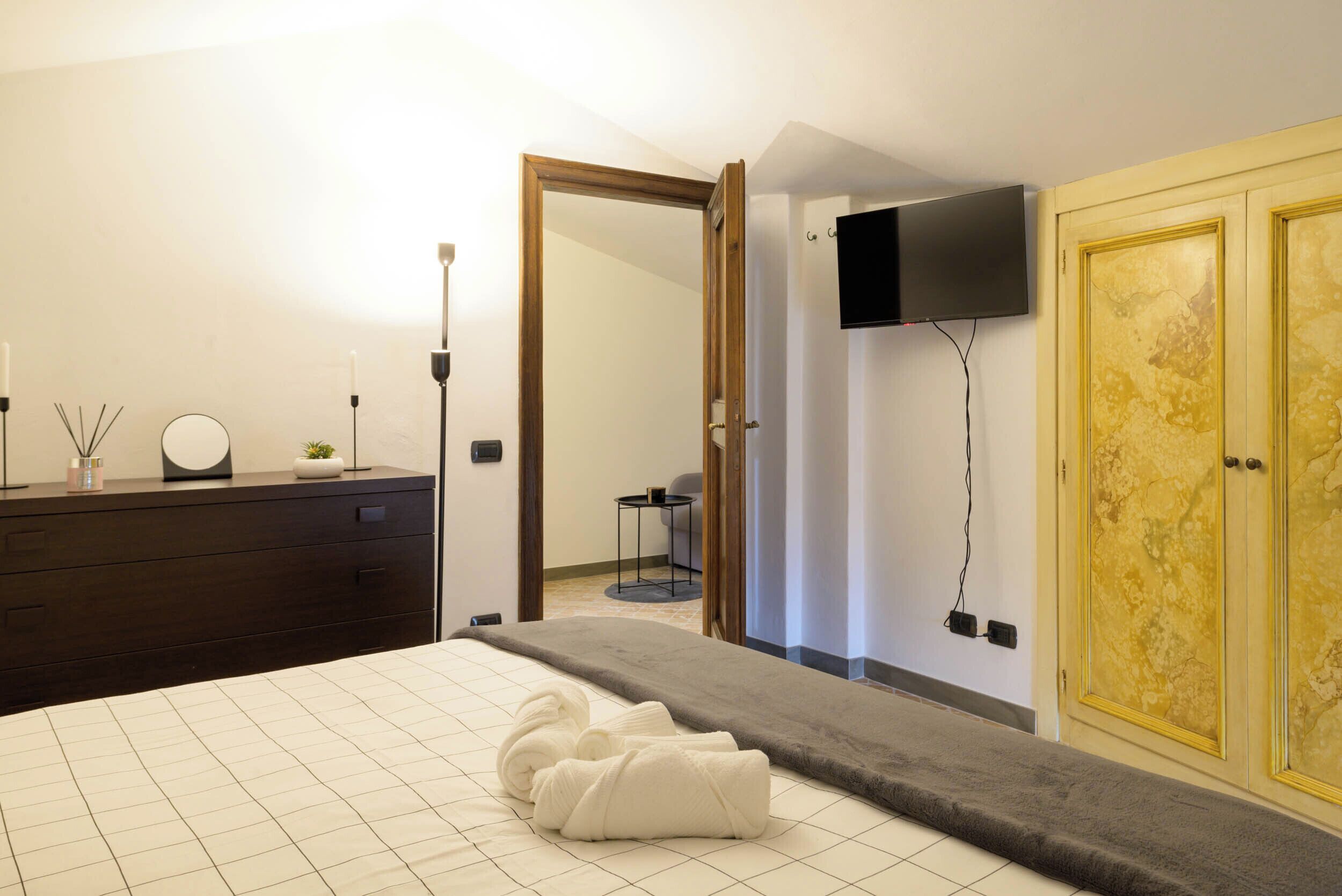 2 chambres, lit parapluie, Wi-Fi, draps fournis