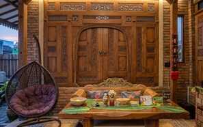 Lobby sitting area - GWK View Boutique Hotel and Residence (Jimbaran)