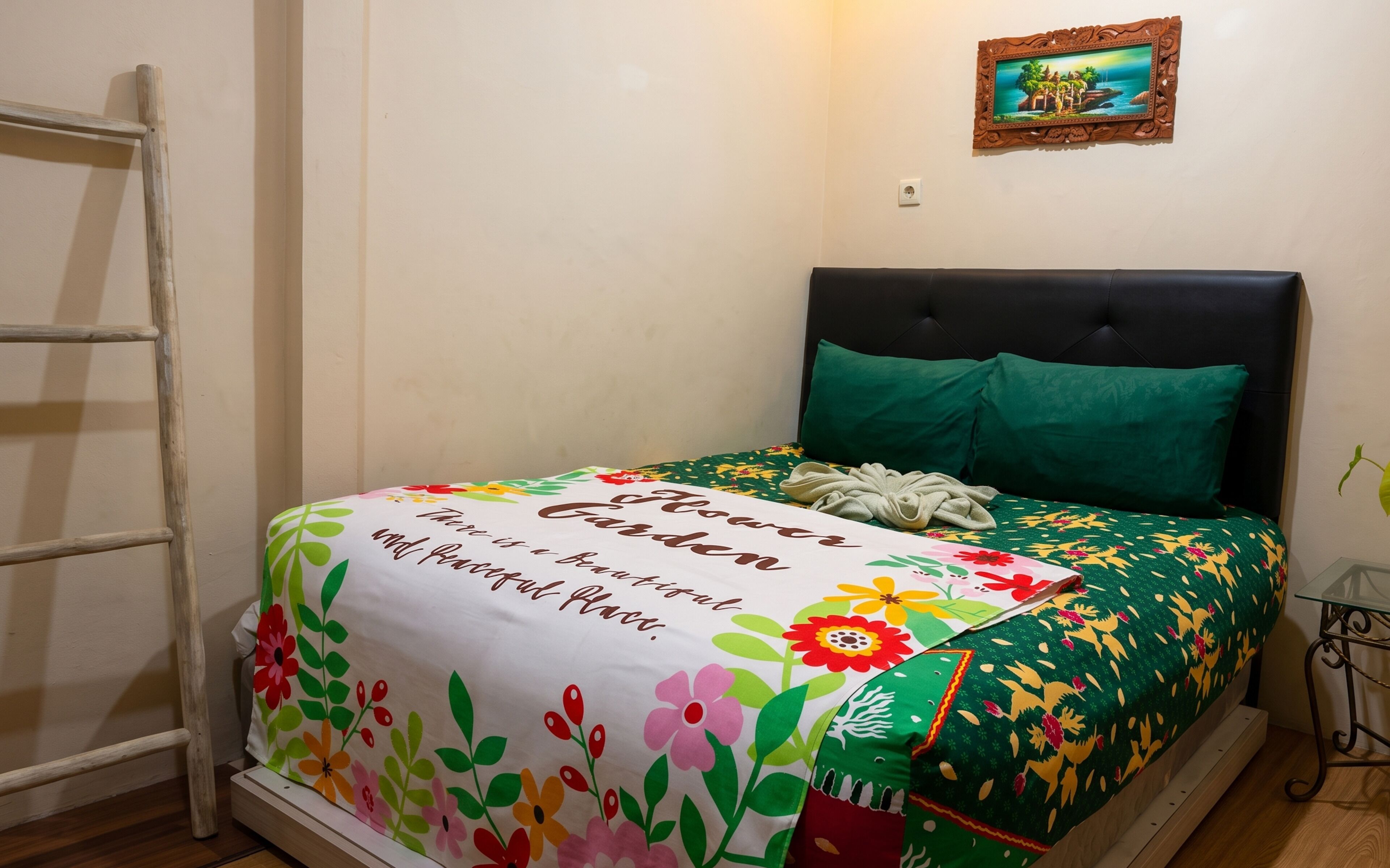 Economy Room