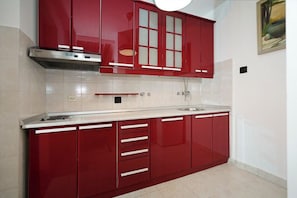 Superior Apartment, City View | Private kitchen | Microwave, electric kettle