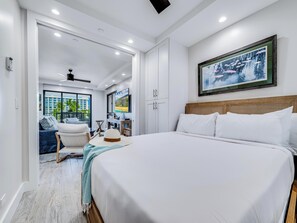 2 bedrooms, desk, iron/ironing board, WiFi