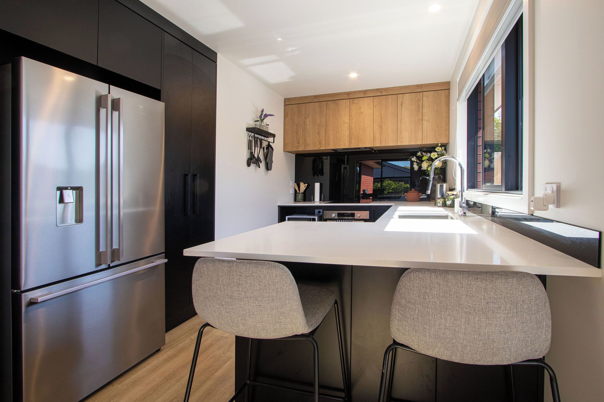 Mikrowelle, Ofen, Herdplatte, Geschirrspüler