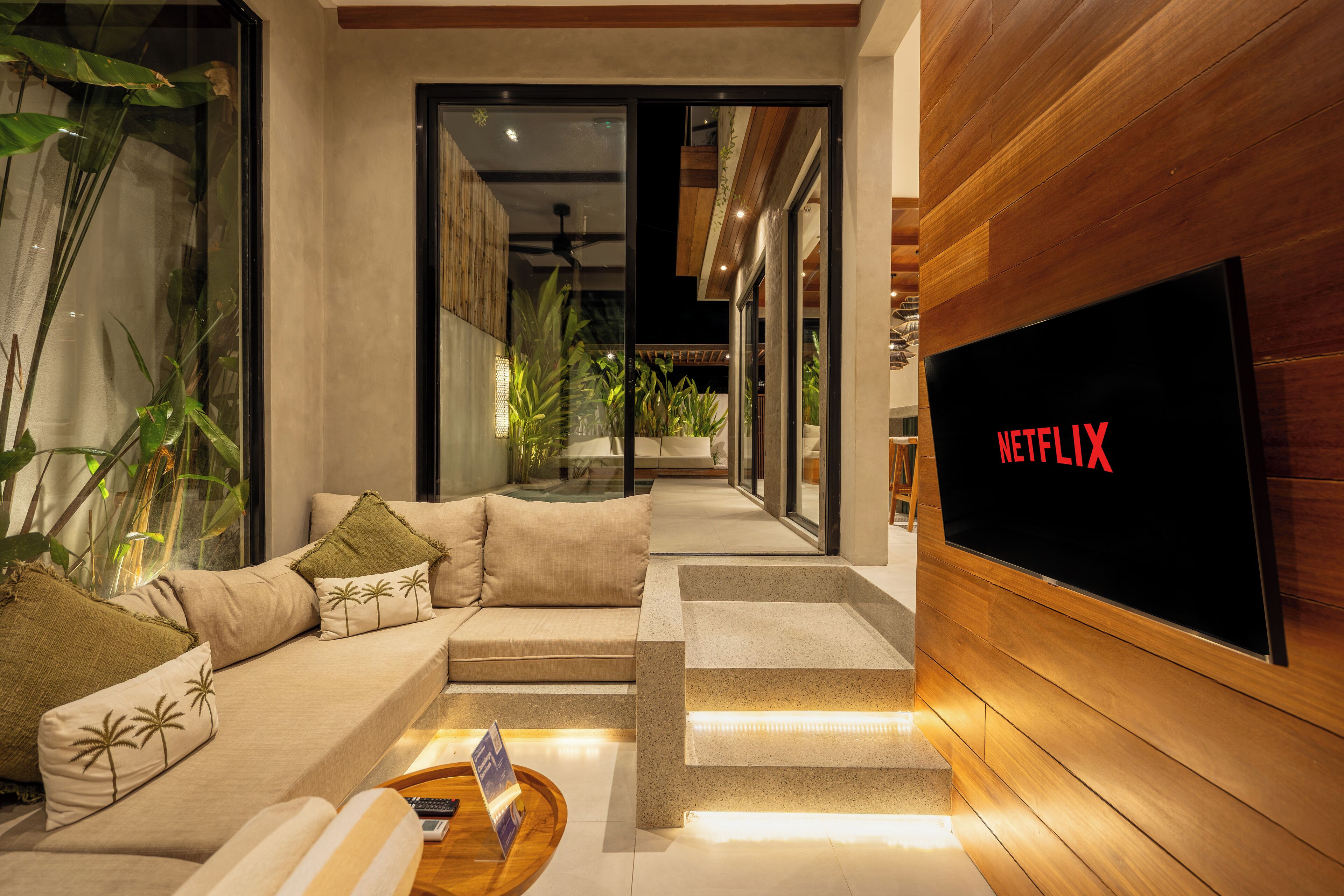 Televisión de pantalla plana