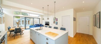 Newhall Gardens - Botanical Bliss