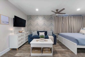 1 bedroom, travel cot, WiFi, bed sheets