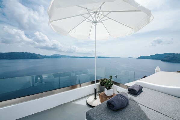 Property grounds - Standard Cave Villa with Outdoor Hot Tub (Thira - Santorini)