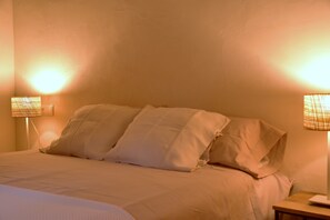 Superior House, Valley View | In-room safe, iron/ironing board, travel crib, free WiFi - Fangar Agroturismo (Campanet)