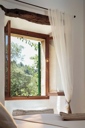 Standard House, 2 Bedrooms, Mountain View | In-room safe, iron/ironing board, travel crib, free WiFi - Fangar Agroturismo (Campanet)