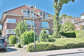Esterni