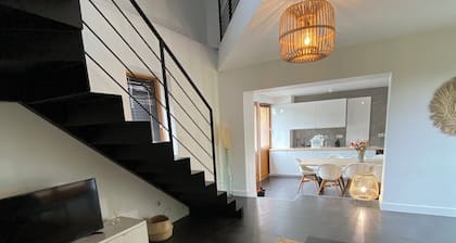 Villa des Muriers - 500 m du Lac avec jacuzzi