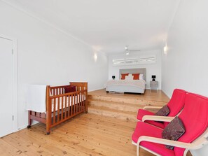4 chambres, bureau, fer et planche à repasser, Wi-Fi gratuit