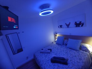 1 Schlafzimmer, Bügeleisen/Bügelbrett, Reisekinderbett, kostenloses WLAN