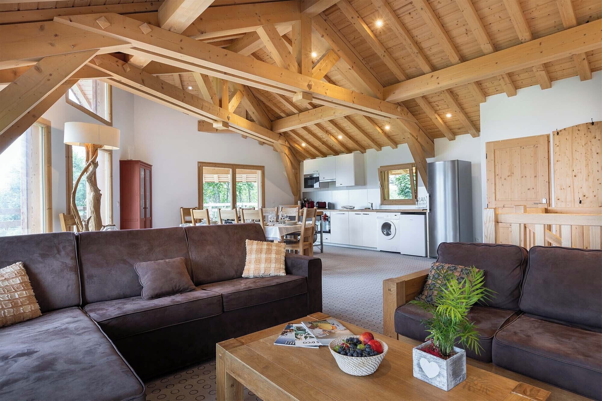 TRIPLEX AIGUILLE ROUGE | Wohnzimmer | Fernseher