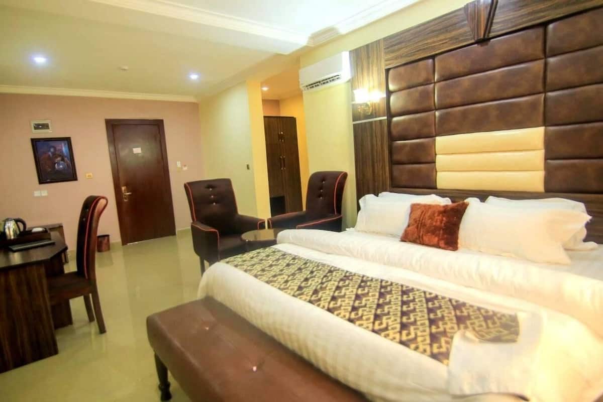 Comfort Room, Balcony, City View | Meja, ruang kerja komputer riba, Wi-fi percuma