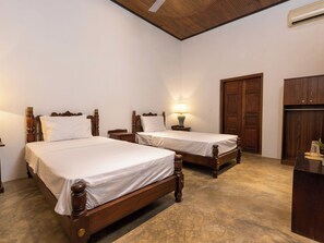 Standard Room, Garden View