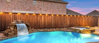 Modern Castle w/ Pool + Spa + 3 Gamerooms!