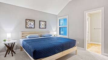 6 dormitorios, escritorio, tabla de planchar con plancha y wifi gratis