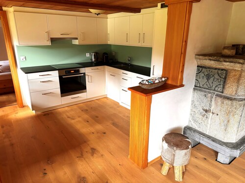 Komfort & Natur in den Schweizer Alpen - Dein Bergparadies







