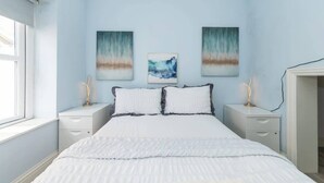 Unclassified image, 5 of 22, button - IBEX HOUSE | Fully Equipped 2-Bed | Free Parking (Berkshire)