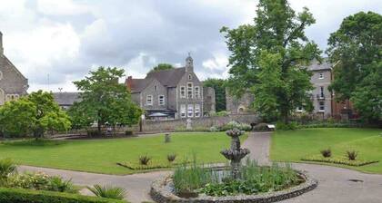 IBEX HOUSE | Fully Equipped 2-Bed | Free Parking