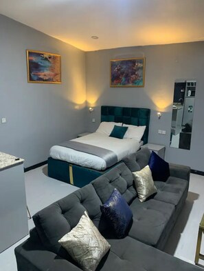 Deluxe Studio, Kitchen - Open plan studio apartment unit (Lekki)