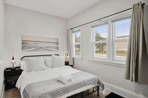 2 chambres, bureau, fer et planche à repasser, Wi-Fi gratuit