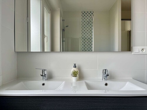 Large Apartment close to the Old Town