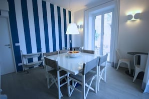 Free daily local cuisine breakfast - Cà de Tobia (Noli)