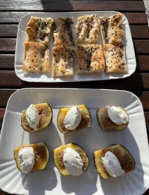 Free daily local cuisine breakfast